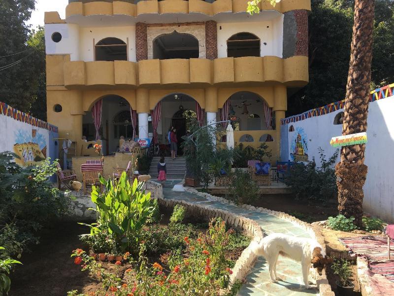The Mango Guest House Асуан Екстериор снимка